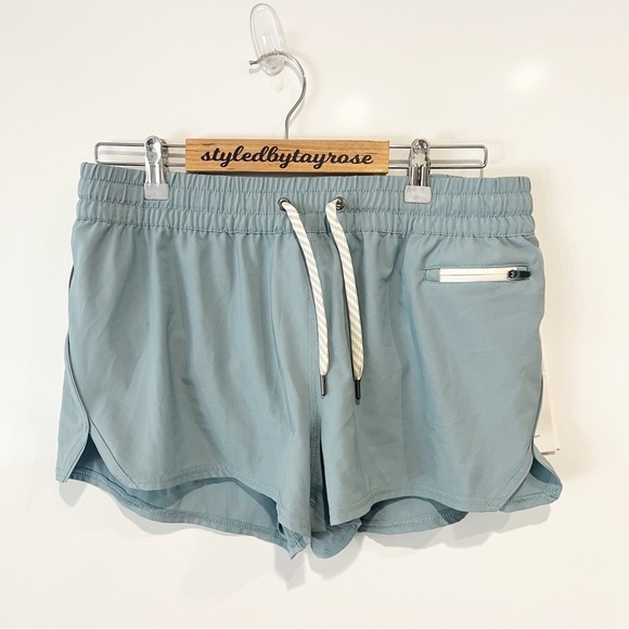 NWT Vuori Clementine Short in Shade Blue - Picture 7 of 11